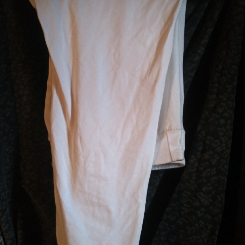 White capri pants